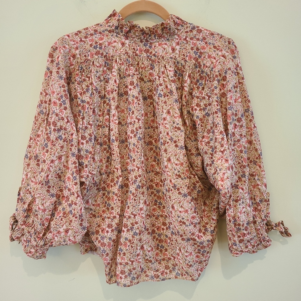 Doen Floral Blouse in Pink and Red - Picture 3 of 7